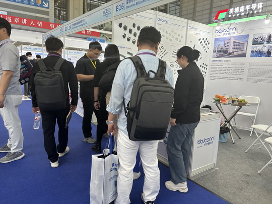 步步精科技亮相2024亞洲充電展：連接未來，引領(lǐng)創(chuàng)新